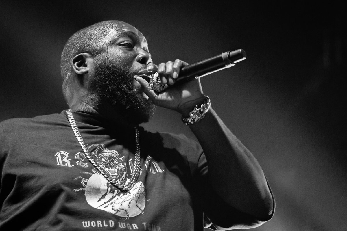 TSS_Raj's tweet photo. The next picture I'm selling is of @KillerMike. He's made so much music over the years that's motivated me to always work harder. Shouts out to @djtrackstar for letting me meet him and listen to #PL3DGE back in the day.

Bid this up for @yourrightscamp! 

https://t.co/MpJLigfNFS https://t.co/sRKKD2jkOd