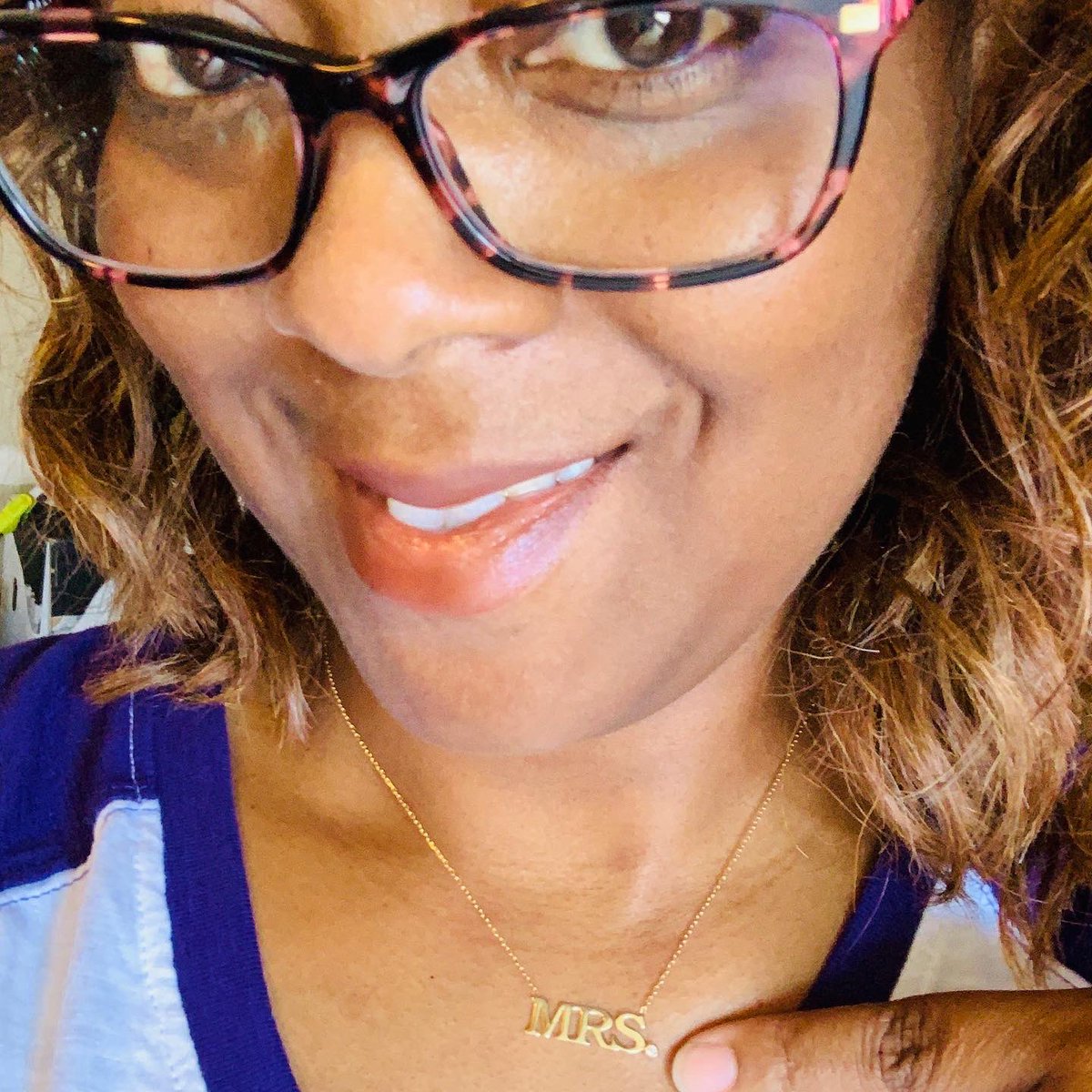 firstladyal's tweet photo. My #mothersday and #anniversary gifts finally arrived from @alexmikajewelry. I ❤️ both necklaces and the people each represents! #mrs #mom #family https://t.co/x9IrEq58fG