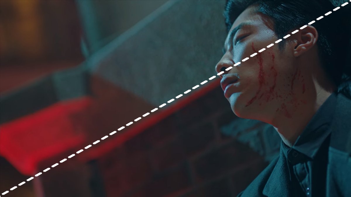 ซีนยองได้แต่พนมมือให้น้องรอด สู้สิยองงงี้แต่ก็ว้าวกับกล้องที่จับหน้าน้องตอนคอตก555/งานมุมอะเกนจ่ะ #TheKingEternalMonarch #TKEMGloriousFinale #TheKingEternalMonarchFinale