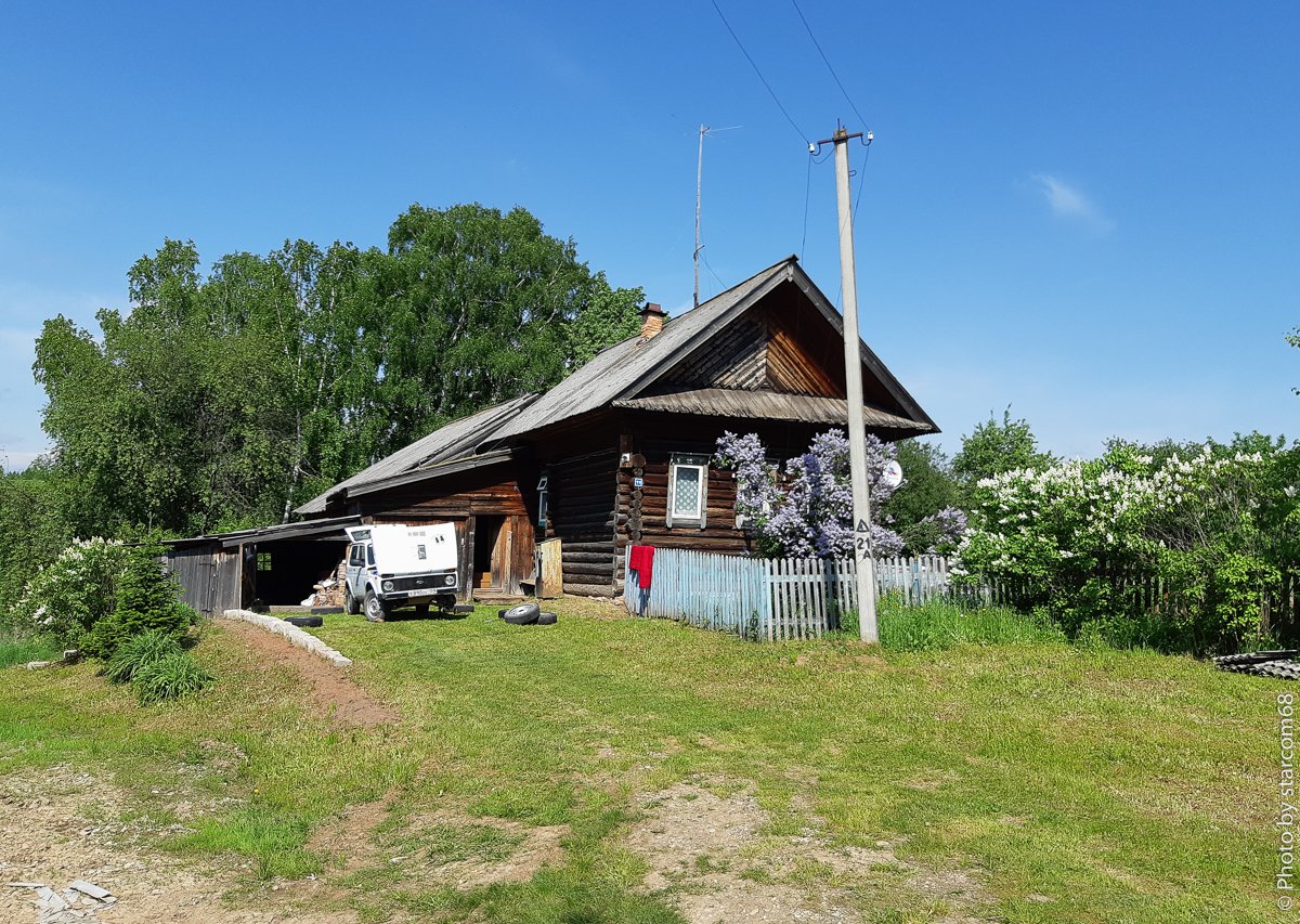 starcom68's tweet image. The beginning of summer in Prikamye. It&apos;s time to change winter tires to summer tires.
Начало лета - пора менять зимнюю резину на летнюю.
Report: zen.yandex.ru/media/starcom6…

#niva #village #permkrai #summer #нива #деревня #природа #лето #nature