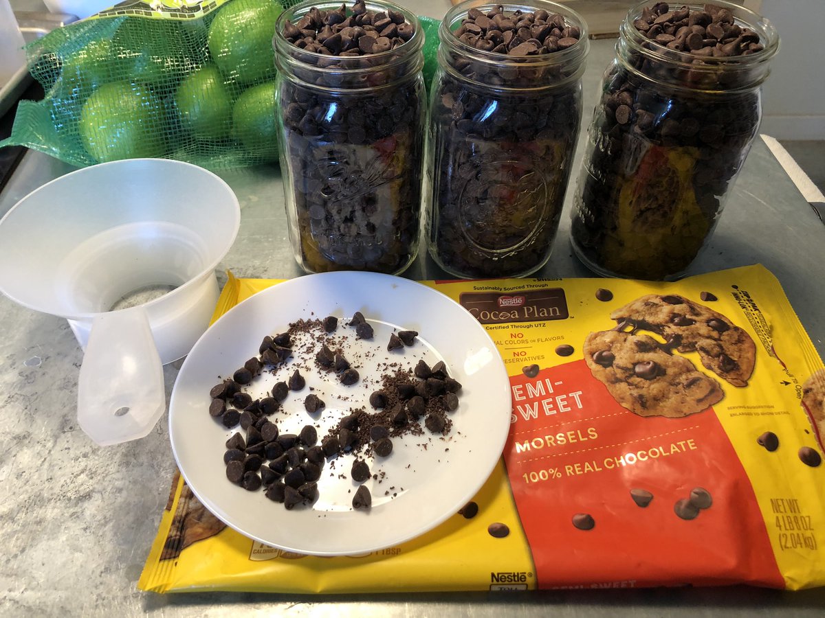 For those who are building out an apocalypse pantry (or live 150 miles from a Costco), 4.5 lbs of chocolate chips vacuum packs in 3 qt jars with a tiny nibble left over.  #winteriscoming  #steadthread  https://twitter.com/anntorrence/status/1270389062734471168