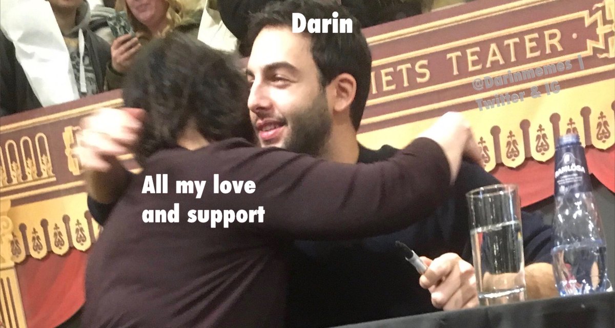 We support our favourite singer at all times 🥰

photo by @Mirre47 
@DarinOfficial #Darinmemes #Darin #supportyourartist