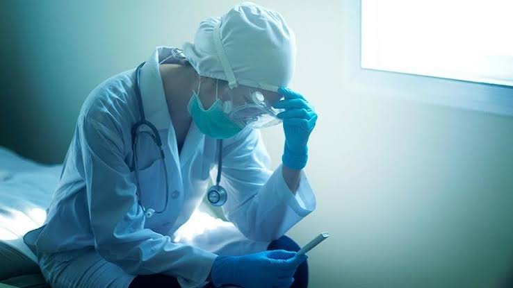 Sağlıkçıya TorbaYasa 
Sabırlı bir şekilde bekliyoruz