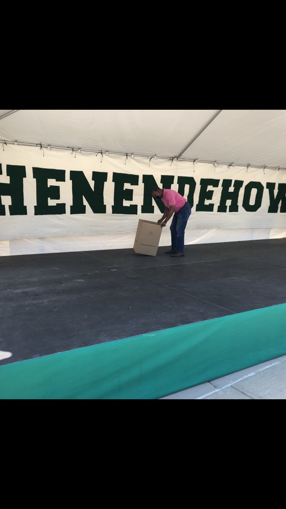 Agostinoni_Ron's tweet photo. Superintendent of Schools and Class of 2020 Dad, @OliverRobinso13 assisting and assessing the setup process now underway for @2020_shen Commencement! #ShenHS #Shentogether https://t.co/JsVDU4xc1j