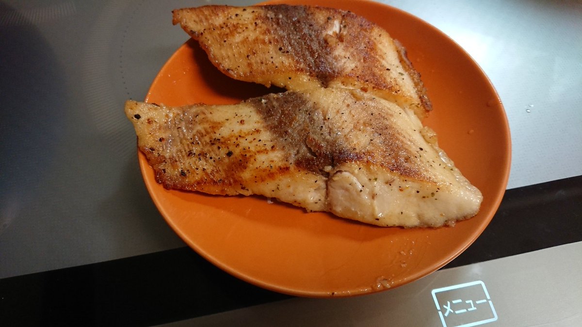 マヨンチャ クリスマス 活〆ブリの塩焼とチャーハン 赤カレイの煮付けとシチュー しいらのムニエル アワビのバター焼き