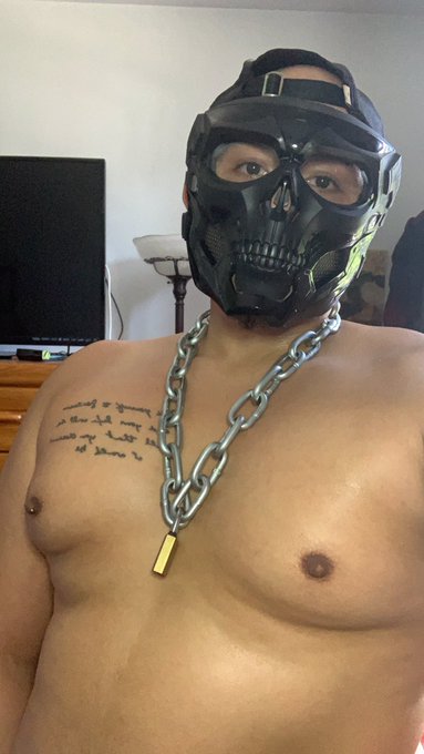 Things I drunk buy on Wish app 💀🤘🏽🖤 https://t.co/IxdSqj0WDI