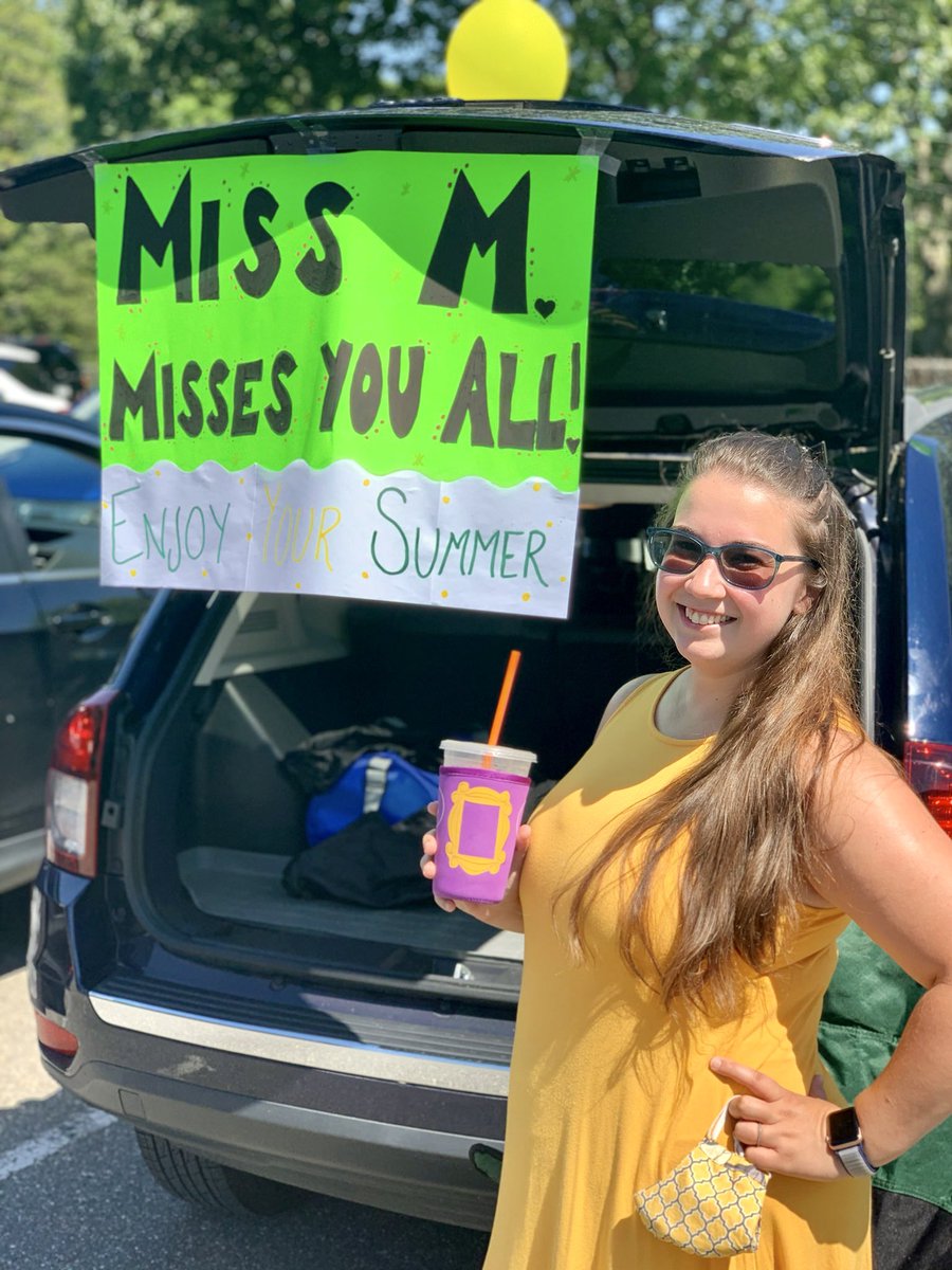 ms_mmcmanus's tweet photo. Said “goodbye for now” to my Howell Owls today. Bittersweet ending to my first year experience but I’ll be back next year! 💛🦉💚 https://t.co/tp85RF27NC