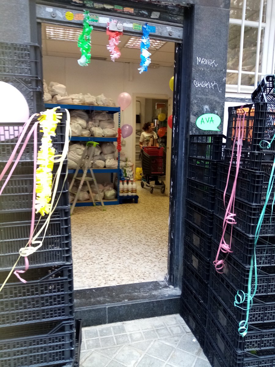 Ava_Aluche tweet media