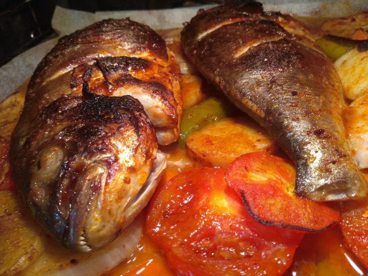 bad_miri's tweet photo. ערב דגים 🐟⁦🌶️⁩בגריל... 
(פילה לעדינים שביננו),
ושישי שמח טוויטרס🥂

#Griling
#FishFriday https://t.co/XDBWkkhlje