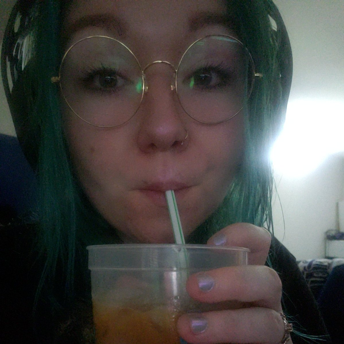 Smolantha tweet media