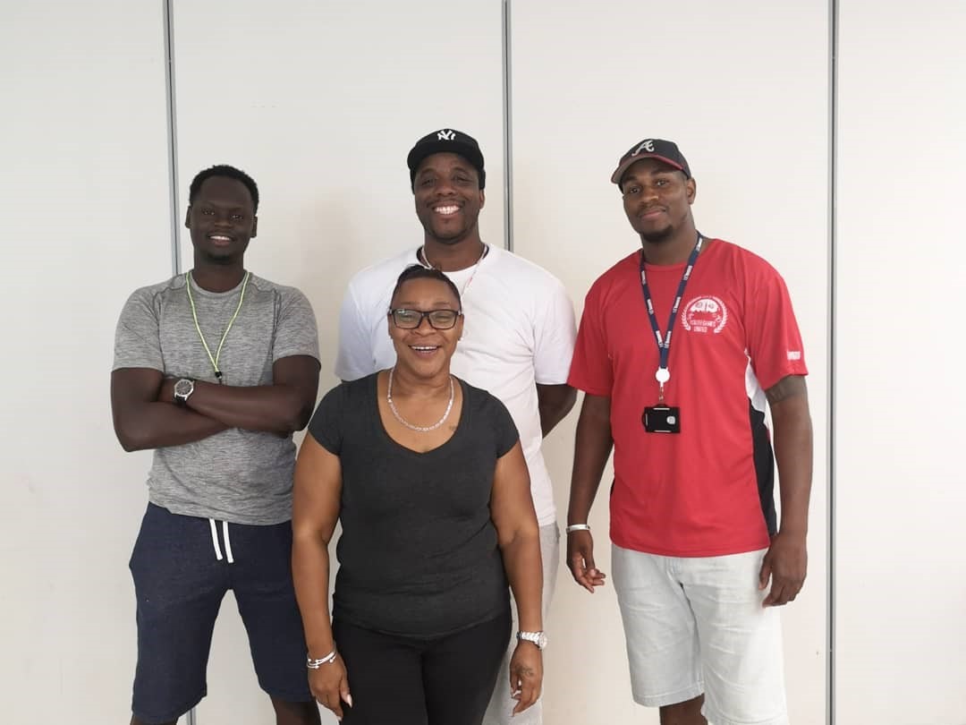 cityoftoronto's tweet photo. It's Community Worker Week and we're featuring Paul Walwyn, a youth outreach worker in the Flemingdon &amp; Thorncliffe Park communities. Paul continues to foster his connections with the youth he serves, engaging through social media and text – letting them know he's there for them. https://t.co/zKdMtpqcQV