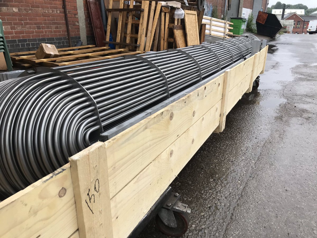 Saphex_HEX's tweet photo. Nice finish for a friday replacement U tube bundle ready for our client to fit over the weekend.Delivered within 4week all other quotes was 6-8. We are very busy at the moment yet we still managed to fit this in. Thankyou to our material suppliers for helping us achieve this date https://t.co/RgETAoglqs