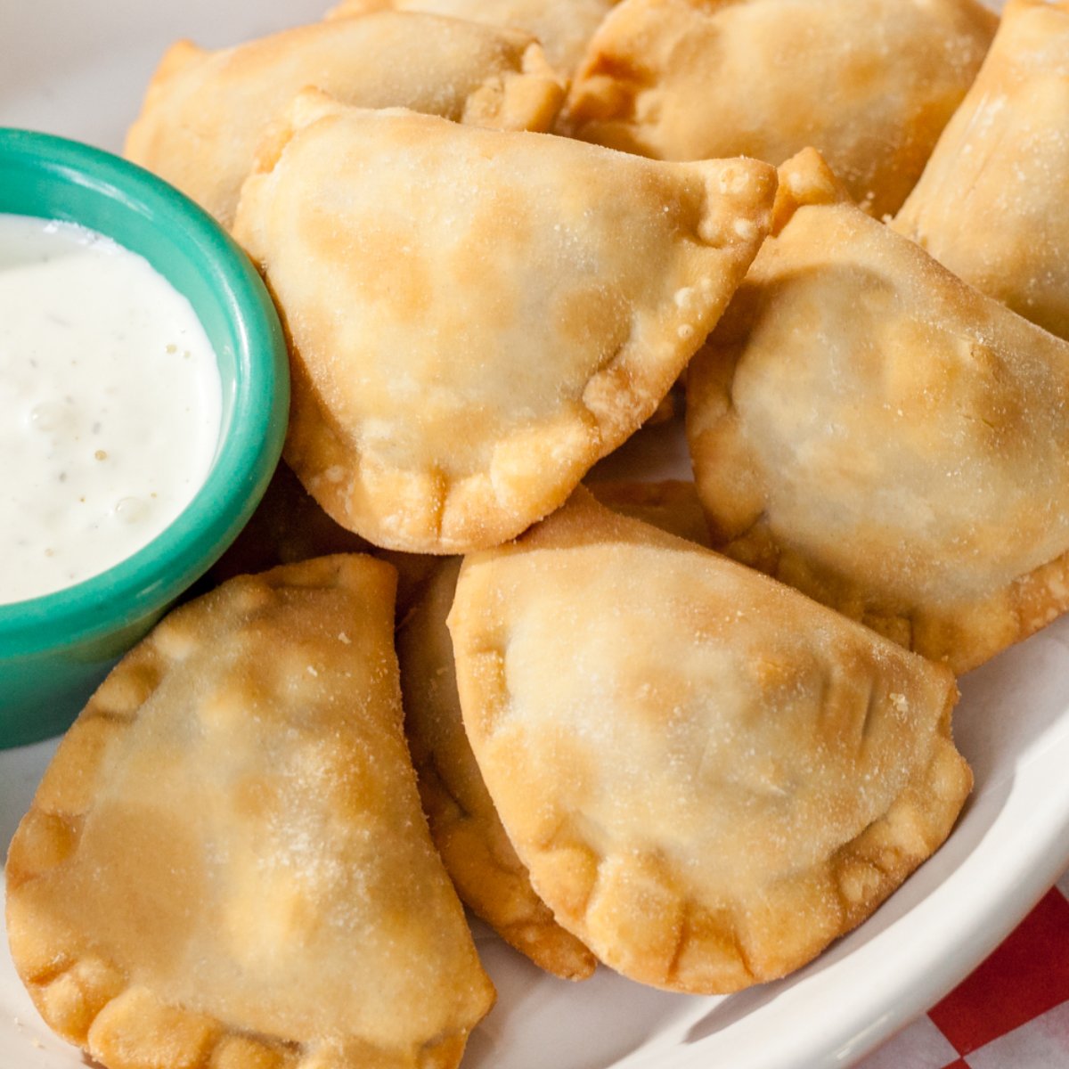 LindasSouthern's tweet photo. Trying a new dish can be difficult -- especially when you have a favorite! Share which dish on our menu you like best. Who knows, maybe someone will tell you about one you’ll want to try in the future. https://t.co/KqEXjqHLBv