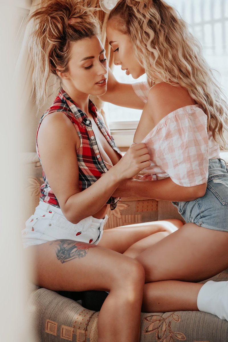 FrankieAndBeth's tweet photo. #FollowFriday @FrankieHW18 @xbethmorganx 🔥🔥🔥🔥🔥🔥🔥🔥🔥🔥 #HottiesOfTwitter2020 😍😍😍😍😍😍😍😍😍😍 #DoubleTrouble #DynamicDuo #RT @IanDodds20 @1circumcisedguy @65000silver @NiallCampbell14 @relentless987 @the_real_winsaw @Rubybabes007 @dt012e9678 @TNRphotos @Pixman19 https://t.co/1jNjzFtW5M