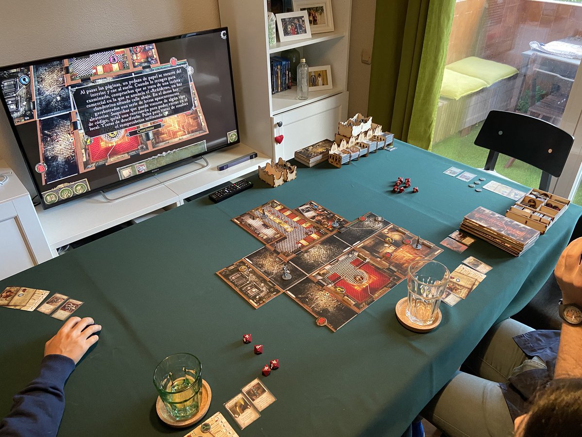 Despliegue de medios para jugar al #MansionesDeLaLocura #MansionsOfMadness