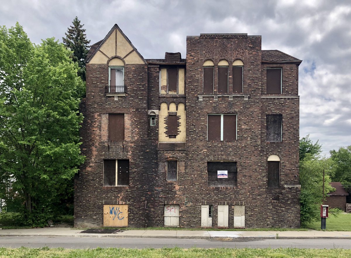 Midwest Modern On Twitter Abandoned Apartments Ewald Circle Detroit Mi
