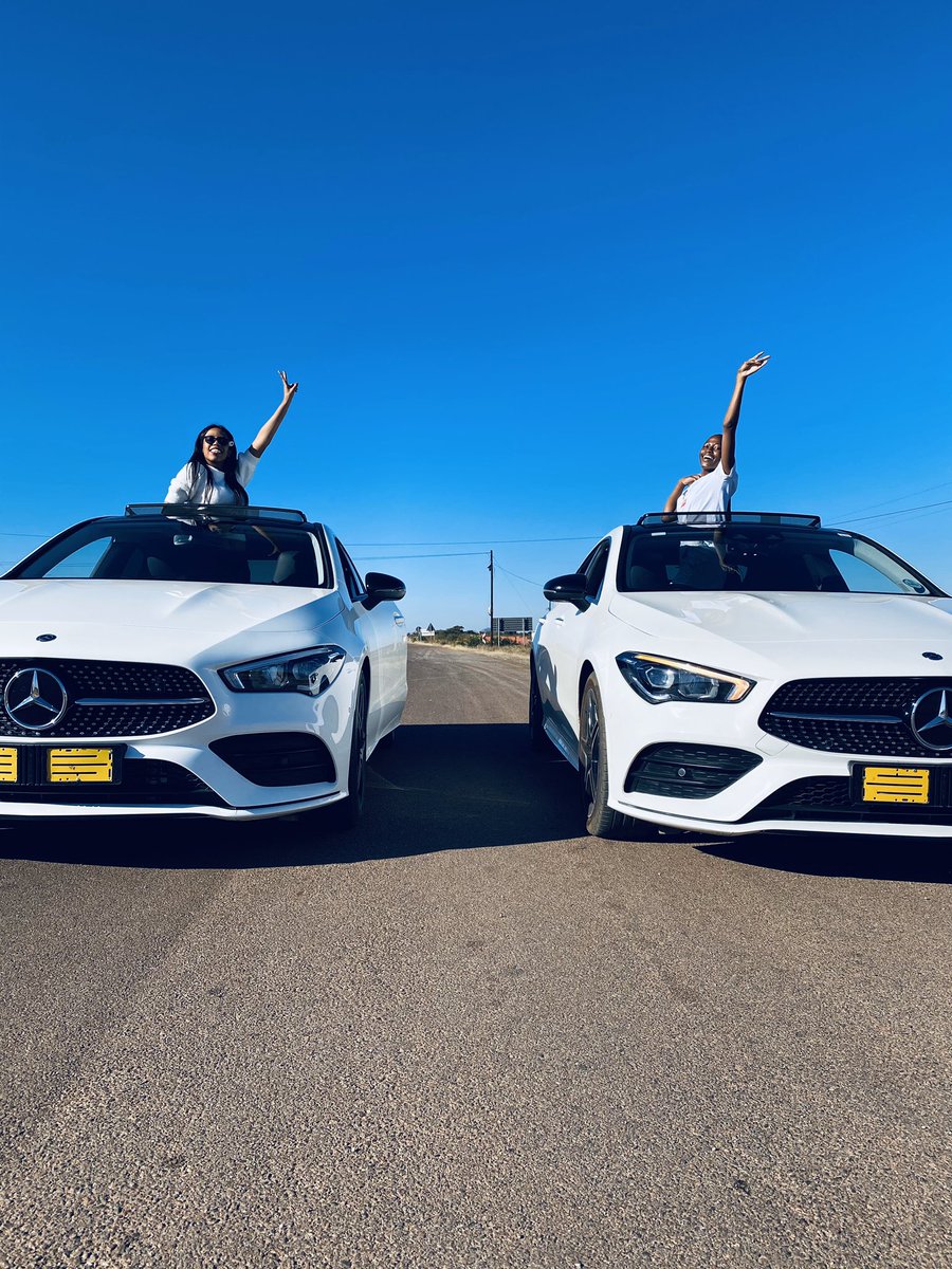 Fumani_MThomben's tweet photo. #TheMillionaireStudent like and retweet if becoming a millionaire is just around the corner https://t.co/WYYxh09vXF