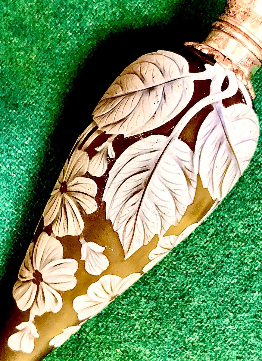 CatoCrane's tweet photo. .Detail from a #CameoGlass Perfume Bottle attributed your #ThomasWebb in the Cato Crane - Est. 1985 Great City of #Liverpool Auction Rooms Auction at End of July - One of Many in the #Auction @easyliveauction @shrewsmorris @ShrewsburyChron @paulm_presenter @shrewsburylive #Salop https://t.co/WhXvJyfvEV