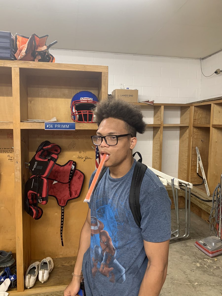 Davion is a great example of what high school football players should be. He works harder and plays harder to be great!  #Harpethstrong#Playeroftheweek