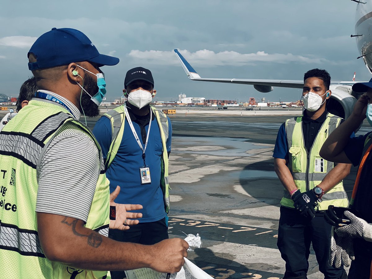 morrisliam's tweet image. EWR leadership highlighting how we are #justplanesafe, by observing, job safety briefings, and gathering feedback! #beingunited #livesafe247 @julioUAruiz @MariaPerdomoEWR @CamachoN20 @William3167 @MoeHawkins20 @TheRealMLHJR @KeithWaiters3 @KellyTolbertUAL @Trozie2 @susannesworld