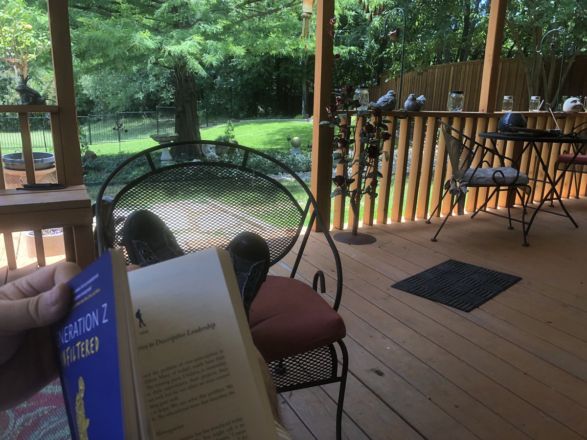 palNOTple's tweet photo. Just because you’ve switched to a 4-Day Summer Work Week, doesn’t mean your personal PD needs to take a break! Find your happy place and GROW! “Generation Z - Unfiltered”...WOW! @TimElmore #RISDLearns #CubsLearn https://t.co/uRNd4kYI8z