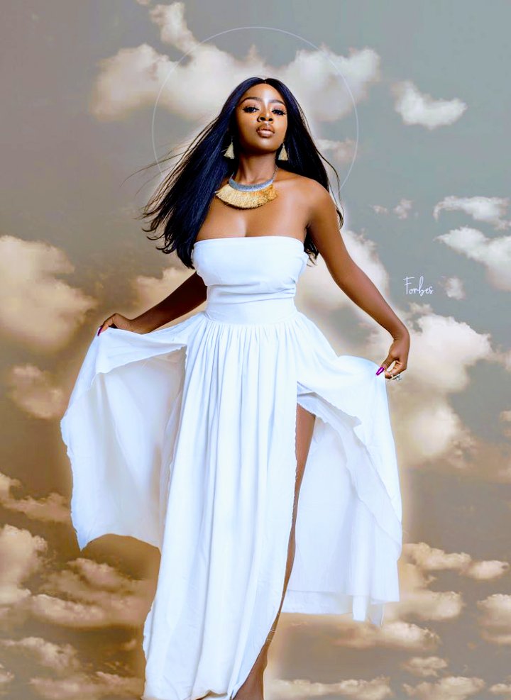 77Felly's tweet photo. An angel sent from above🙏  @DianeRusset #RussetArmy #TeamDiane #sparkles #Dialo #Dialomovement #DianeRusset sweet soul... Love my baby Diane https://t.co/1nyDmSTqks
