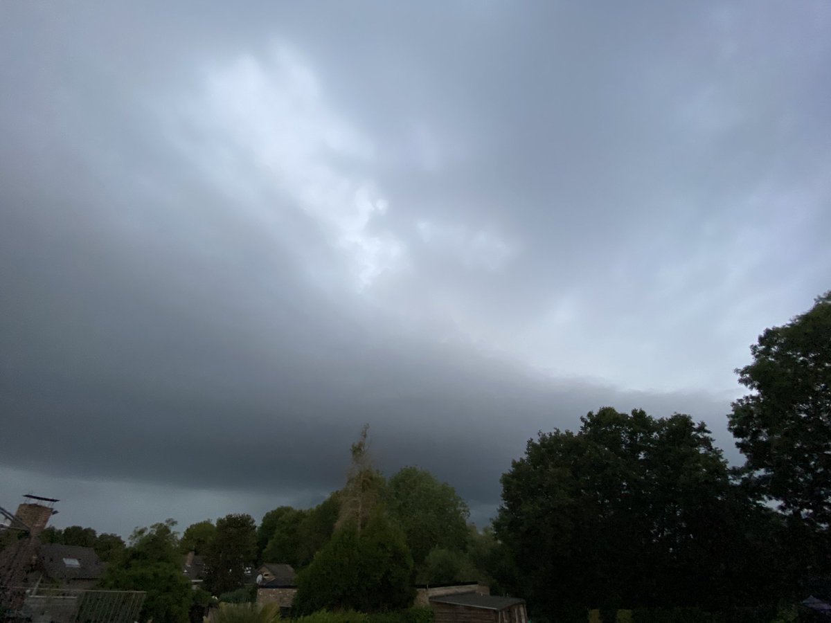 Mel15373's tweet photo. Thunder &amp; Lightning on it’s way

#Kerkrade #TheNetherlands https://t.co/IiWtHHhWS1