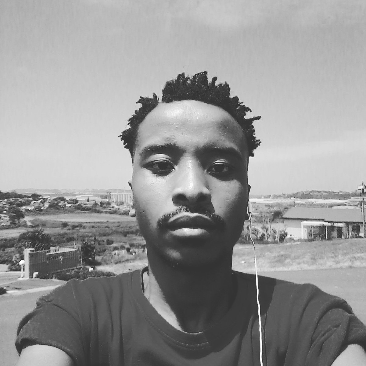Cromwelldj's tweet photo. #NewProfilePic https://t.co/7sgcnbiUh2