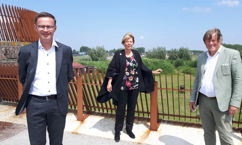 Gedeputeerde <a href="/willy_zoete/">Willy de Zoete</a> bezoekt Fort Prins Frederik <a href="/gem_go/">Goeree-Overflakkee</a> en Fort Buitensluis <a href="/gemeenteHW/">gemeenteHW</a> en besprak daar de toekomstplannen van dit erfgoed. Lees meer:bit.ly/2MRQr5h

Samen maken we Zuid-Holland #elkedagbeter

#BeleefZuidHolland 
#FortPrinsHendrik
#FortBuitensluis