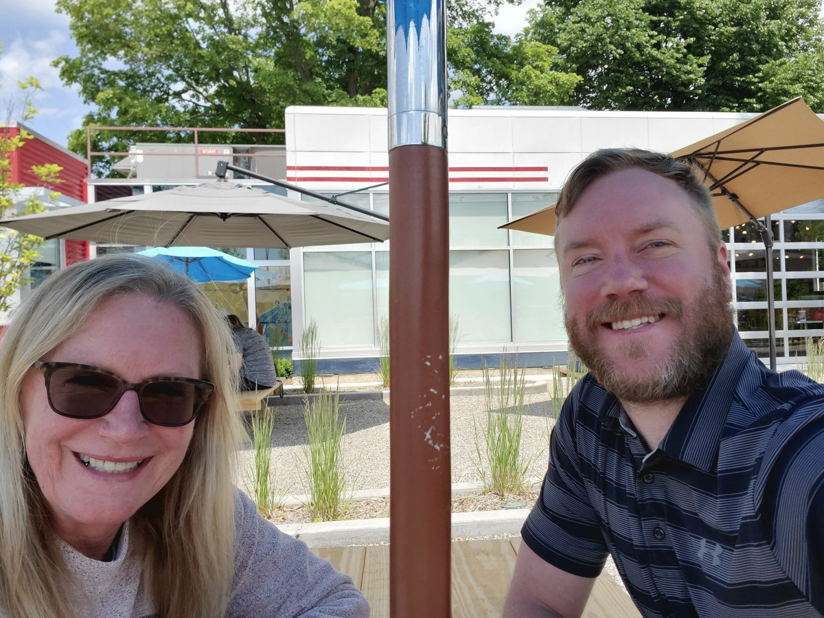 GrandRapidsBeat's tweet photo. Our 1st lunch out together in 3 months ❤️ Be sure to check out Royals Diner on Wealthy with its interesting menu, great food, &amp; social-distancing patio! #royals #grandrapids #salmonstack #dinerburger https://t.co/Sd8DFhEJVf