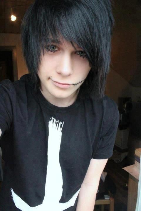 scenequeen2009's tweet photo. boys, what's stopping you from looking like this? https://t.co/86DFjWraHh