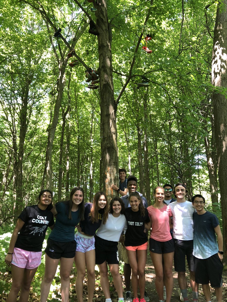 Today some of our Class of 2020 grads left their mark by adding to the “shoe tree” along our home course. We’ll miss you all! Forever part of our XC family 🖤🤍