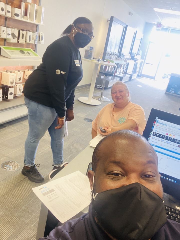 Laurinburg blowing this #IGNITE weekend out of the water helping people save money on GREAT TV! Who’s going to take advantage of our great TV deals next?!