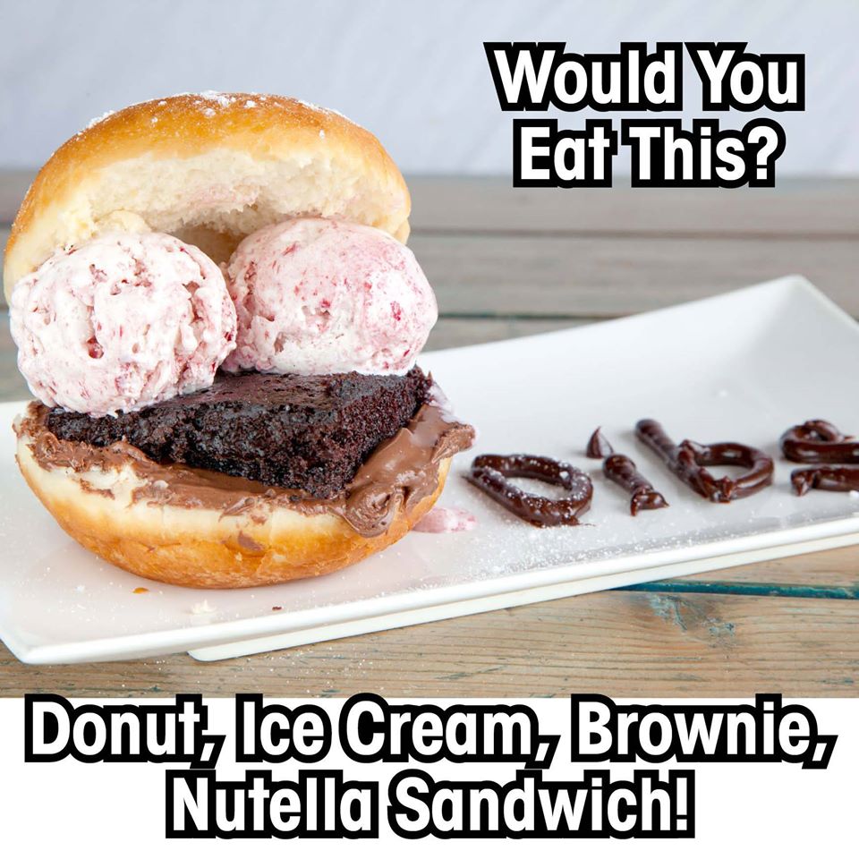 TCGrocery's tweet photo. Would YOU eat this?? 🤤
🍩🍦🍰 https://t.co/SHCUAGOp7v