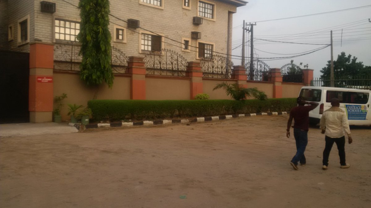 paintplusnig's tweet image. Our work speaks for us.
How we met it.
How we left it. Pls RT, our clients are on your TL. We know they are.
#HappyCustomers
#Paints
#PaintPlus
#Obaseki
#JuveMilan 
#NotjustokVS
#AMTurnUpFriday