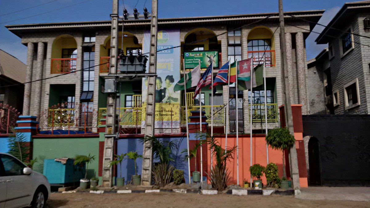 paintplusnig's tweet image. Our work speaks for us.
How we met it.
How we left it. Pls RT, our clients are on your TL. We know they are.
#HappyCustomers
#Paints
#PaintPlus
#Obaseki
#JuveMilan 
#NotjustokVS
#AMTurnUpFriday