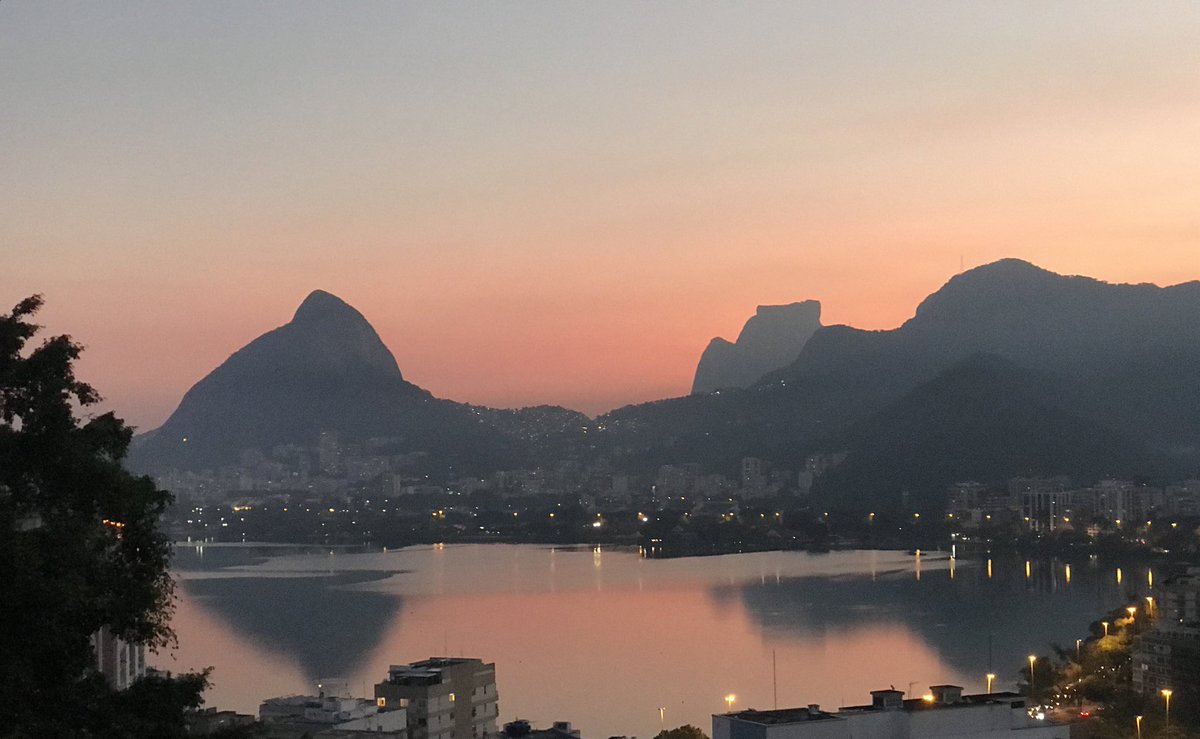 CarlosTufvesson's tweet photo. Espetáculo da natureza!
#filtropraque #nofilter #rioeuteamo https://t.co/BF0RS9IsFJ