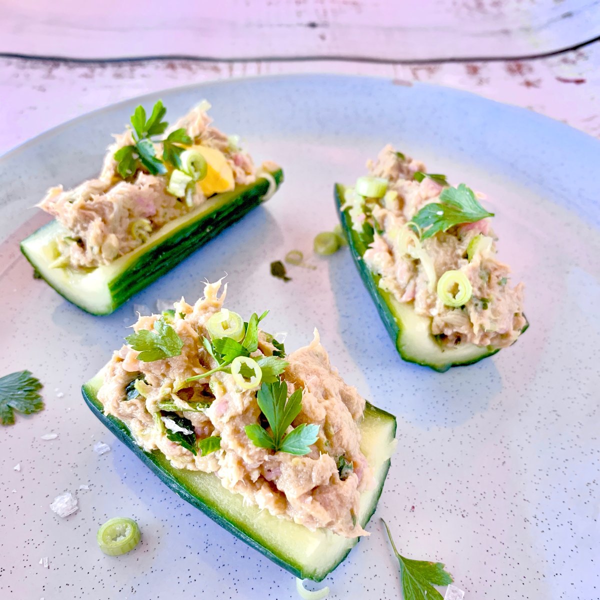 Fancy some of these Tuna &amp; Bacon Boats?  They're one of the recipes I'll show you how to make in my Let's Go Low Carb online Thermomix cooking class.  Now 50% off for a limited time.
LInk in bio