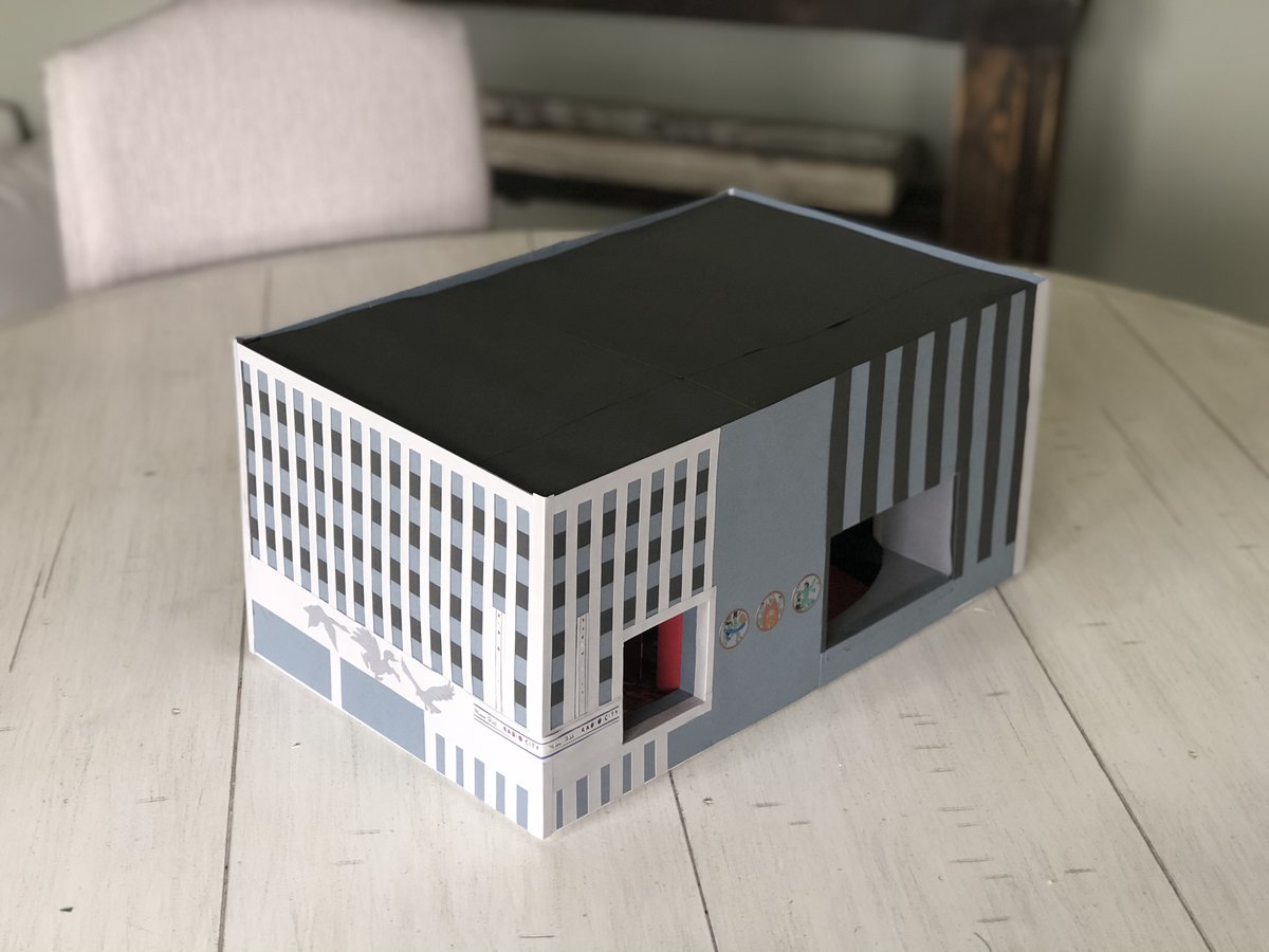 Paper Stadium... eh theatre  #14Radio City Music HallMy first non-stadium model. Though as I& #39;ve said before, stadiums are direct dependents of theaters.  https://www.youtube.com/watch...