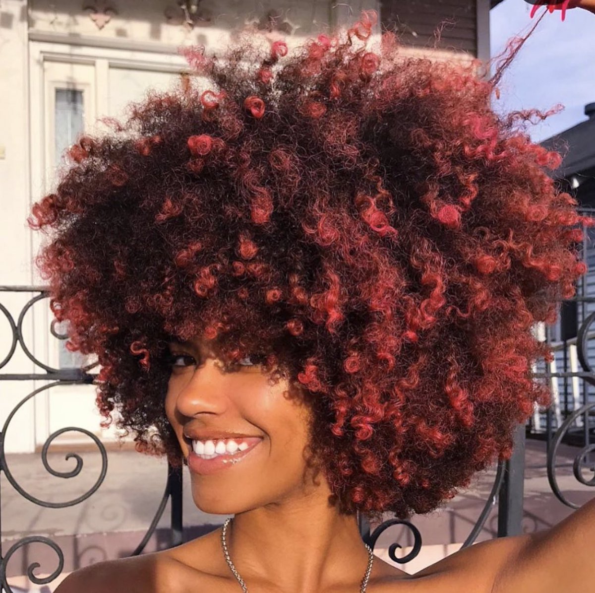 MBBHbook's tweet photo. “I love my natural hair because it’s completely unique! Every black queen’s crown is...✨ Trying different wigs is fun, but nothing compares to your natural beauty, and I believe my fro is my hair’s most natural stare.” — @CindyChrissy_ 

#NaturalHair https://t.co/BOHL3hH2lh