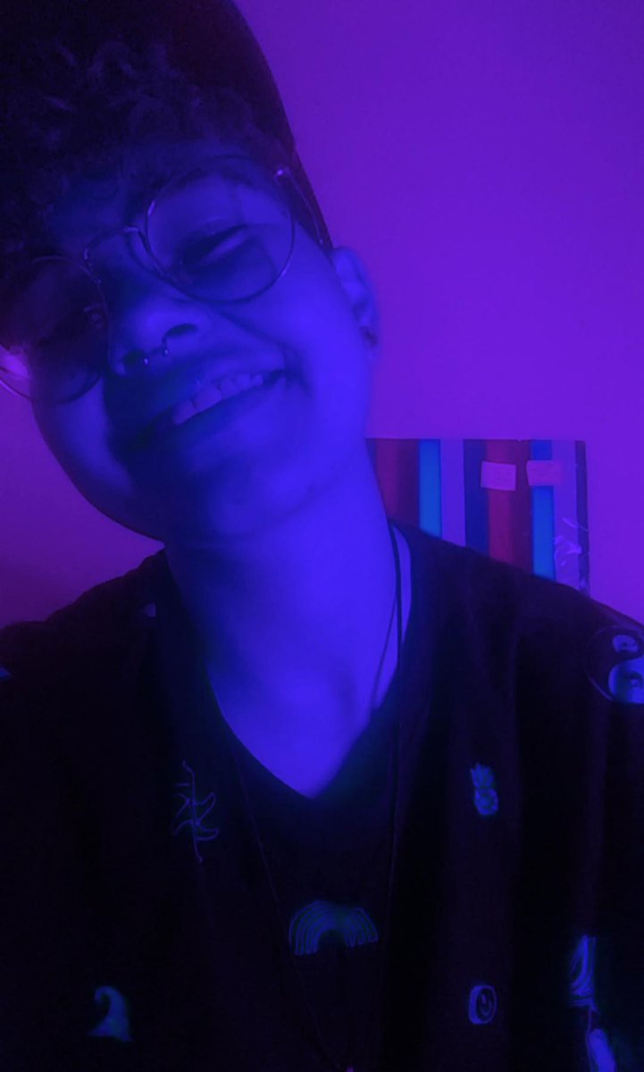 Gab_FreenBecky's tweet image. #NeonRevolt