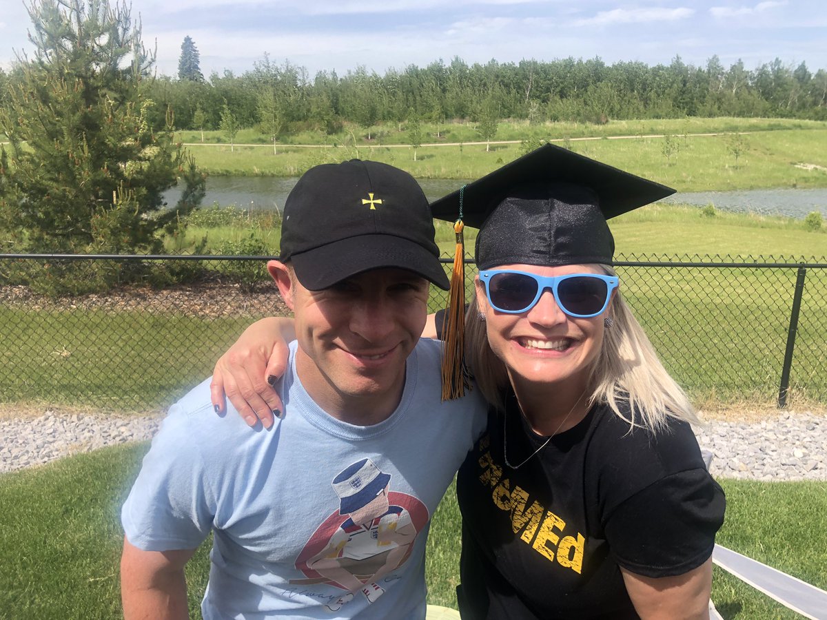 Kim Hlewka tweet media