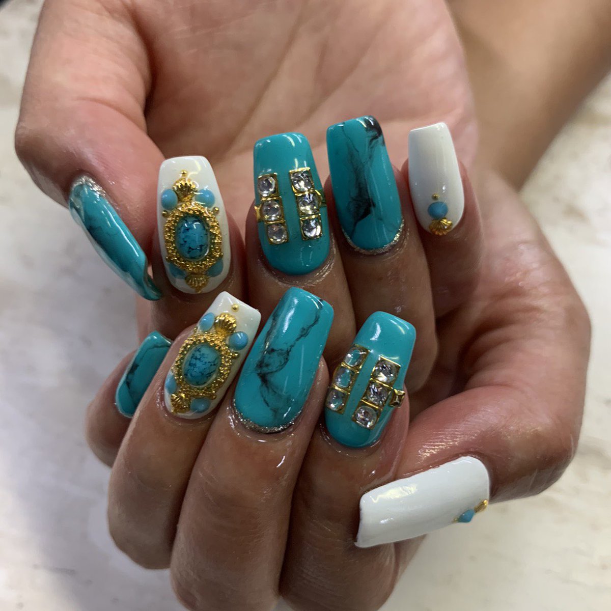 ネイルかわい〜💅
これで一カ月頑張れるー💕