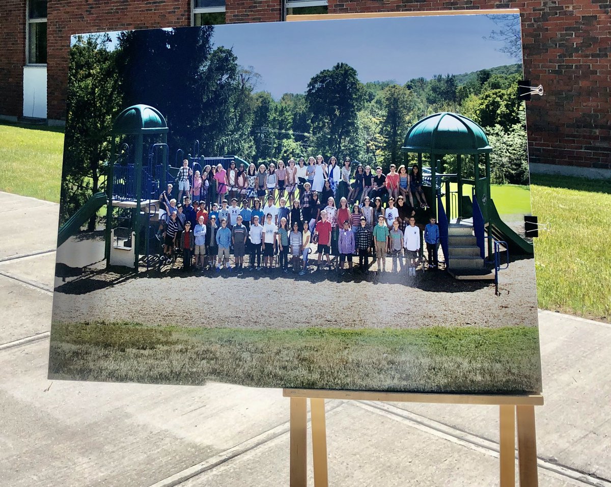 Scotland_School's tweet photo. Congratulations, Scotland 5th Grade students!! #movingup #ridgefieldpublicschools https://t.co/g8o3RorbZg