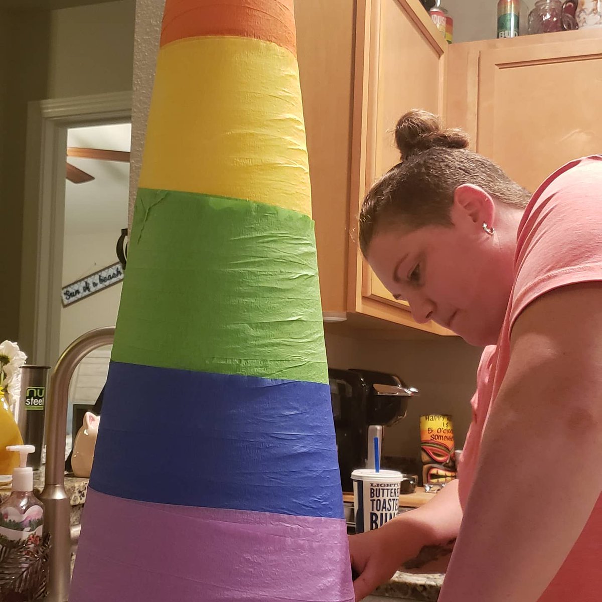 MeganRegula's tweet photo. Working on our decor for Project Pride SRQ Parade tomorrow! #Pride2020 #projectpridesrq #loveislove #lovealwayswins #wifeylife #rainbow https://t.co/ZpQSYsVmZt
