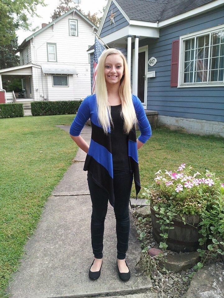 Lexi_Jewell99's tweet photo. I just gained weight and learned how to do my eyebrows 😂 https://t.co/NR5lKEb3Tm