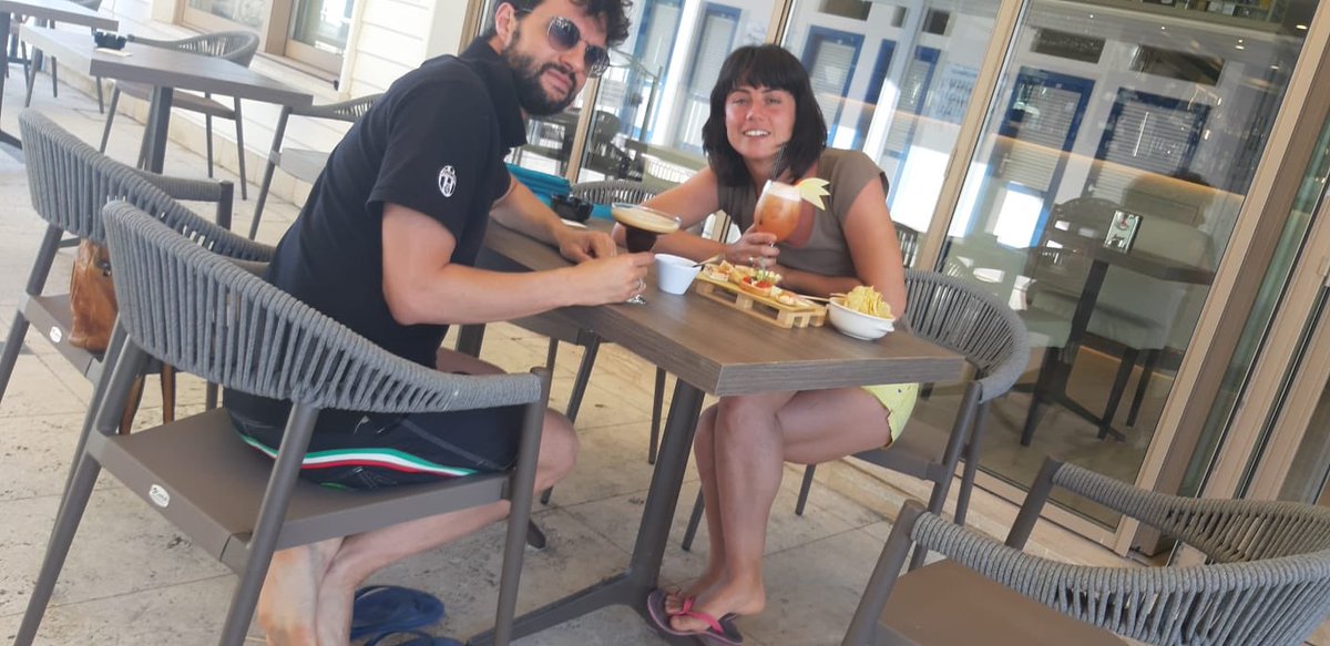 riccacleme's tweet photo. 10. Come i nostri anni di matrimonio. 10, il numero dei fuoriclasse. Della creatività e della fantasia. Speriamo di esserne all’altezza. Intanto ci siamo. Con l’amore e la grinta di sempre. #12giugno #anniversario #matrimonio #10anni #tenyears #numeri10 #amore #love ❤️😎💪 https://t.co/H1o00JeqhO