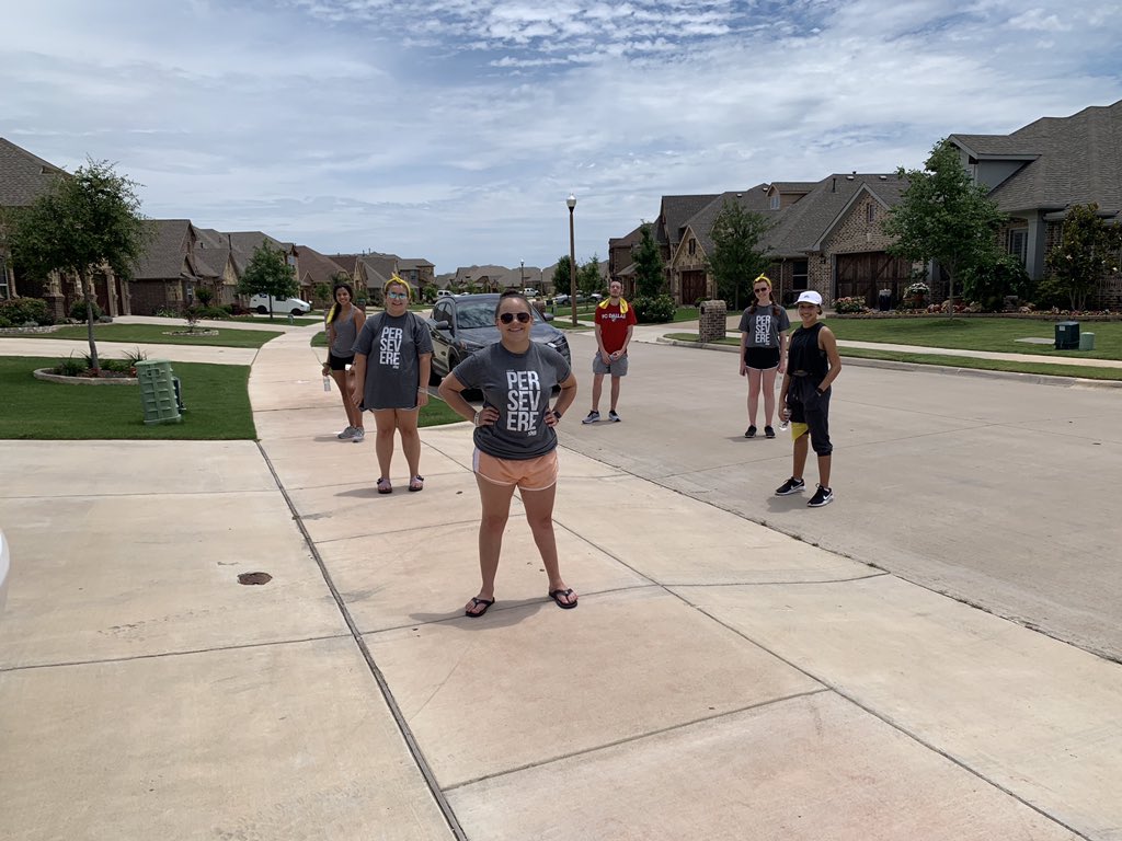 BCTAL_DECA's tweet photo. We had a great socially distanced Honor Connor 5k supporting the LV Project with our chapter! Thank you to everyone for making this possible even under these circumstances! #honorconnor #thelvproject #cankeepgoing https://t.co/dEzazMLgYM