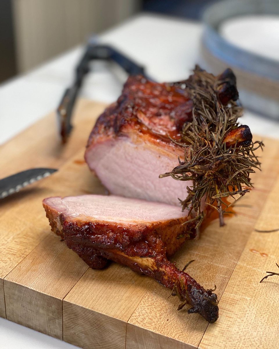 FiveMonkeysBBQ's tweet photo. #TGIF hope y’all had a great week! ❤️🐒🐒🐒🐒🐒 5M Pork Prime Rib: @davesmeatservice four bone in pork roast, seasoned with @bbq__queen Royal Rub, #OG5M &amp; mustard, fresh rosemary, smoked for 2 hours on Traeger Pro 34 then at 250 for 45 minutes and finished on hi for about... https://t.co/BC2todCzEs
