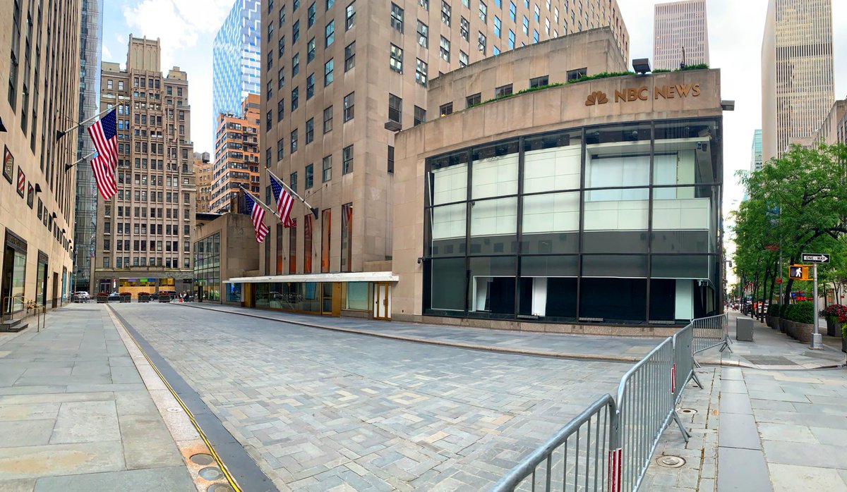bhaviland's tweet photo. A walk down memory lane #Studio1A #TODAYplaza @TODAYshow @3rdHourTODAY @HodaAndJenna https://t.co/zWNxRErRis